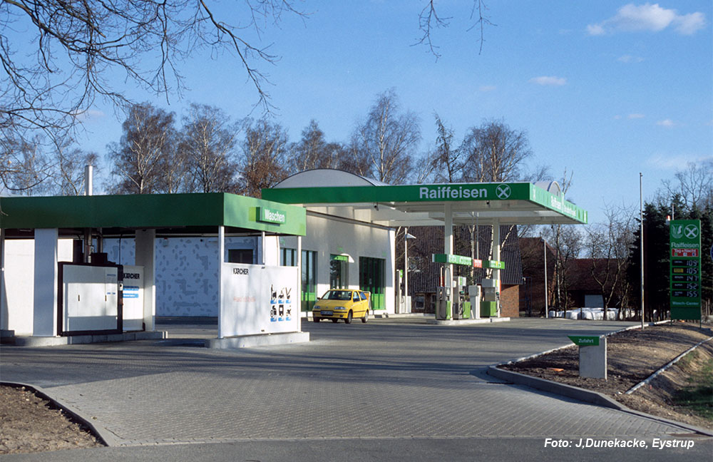 Eröffnung der neuen Raiffeisen-Tankstelle Eystrup